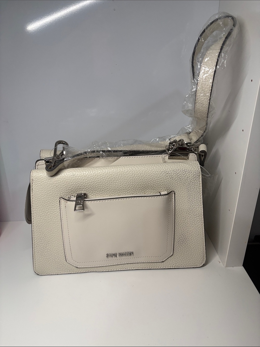 Steve Madden Cream Leather Shoulder Bag with Front Pocket